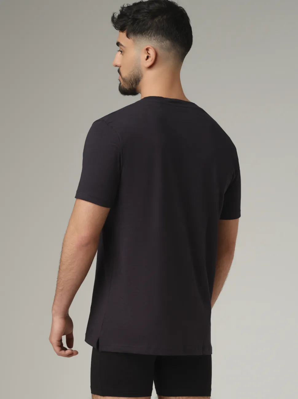 Basic Shirt kurzarm V-Ausschnitt