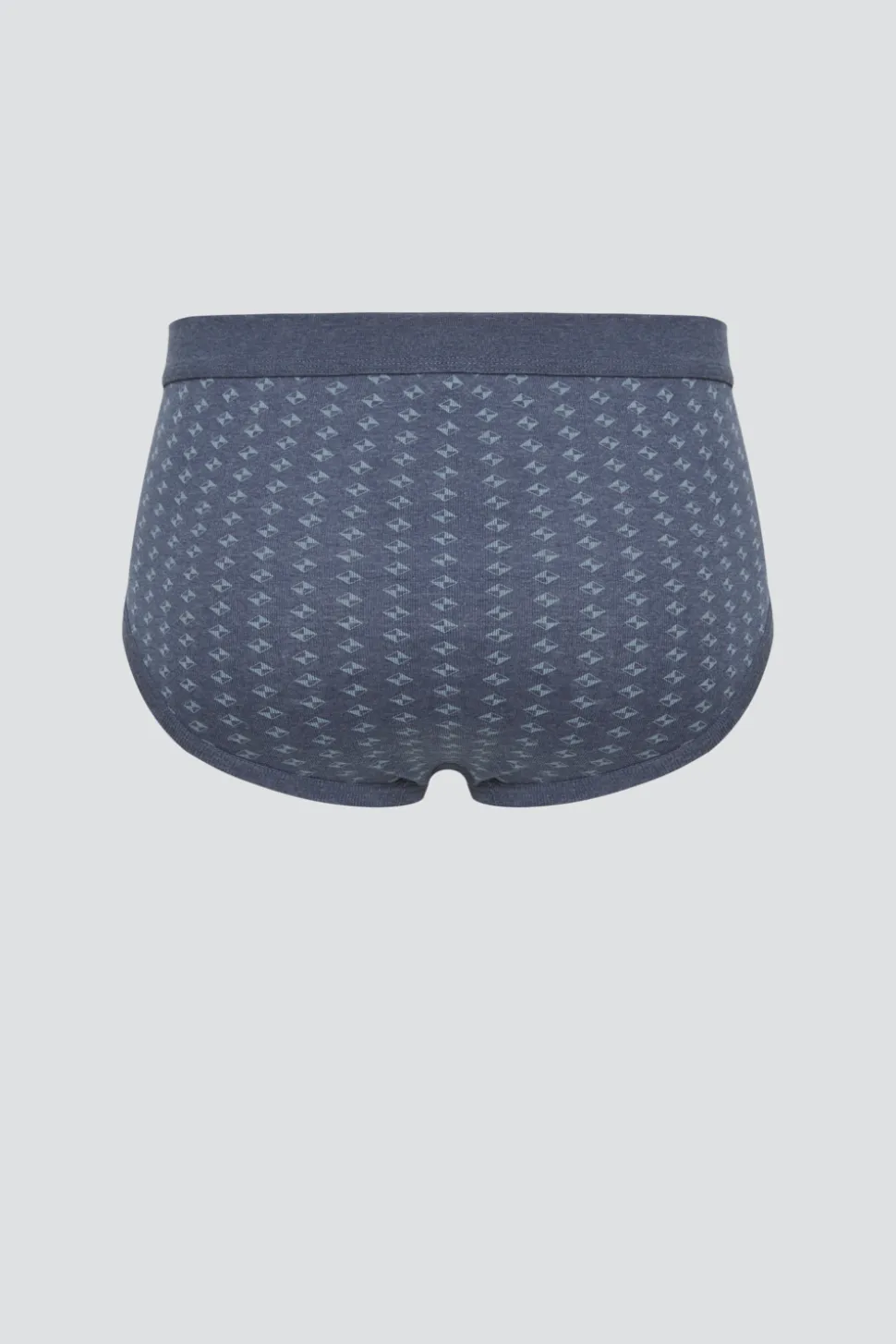 Slip mit Eingriff